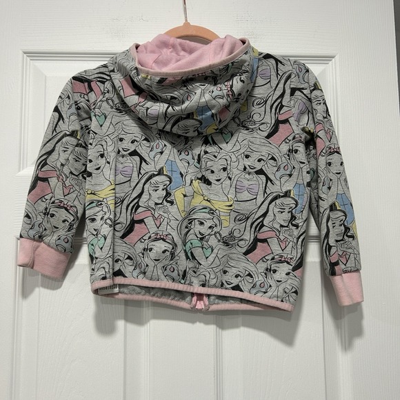Disney Girls Size 5/6 Long Sleeve Full Zip Disney Princess Hooded Sweatshirt EUC - Picture 4 of 10